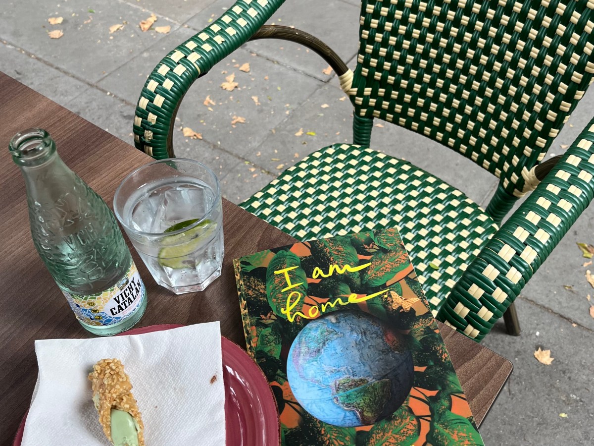 I am home. on Passeig de Sant&nbsp;Joan.